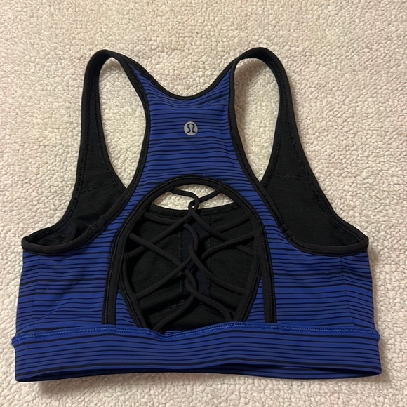 Lululemon Sweaty Or Not Sports Bra Racerback Blue Black Strappy Cut Out - Picture 2 of 13
